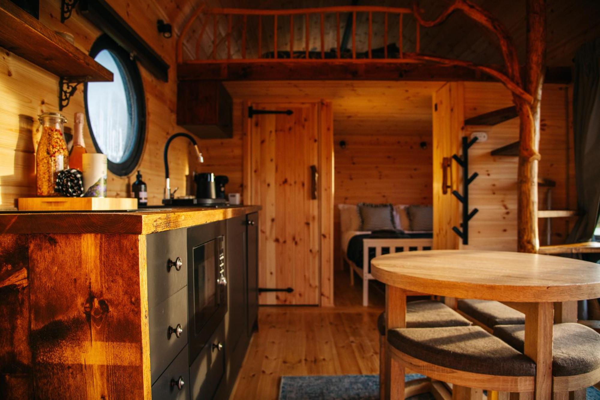 The Palm Lodge